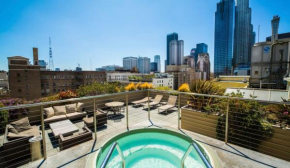 Historic Downtown LA Loft - Urban Charm
